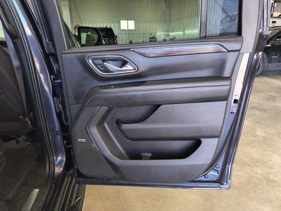 2022 Chevrolet Suburban 4WD LT