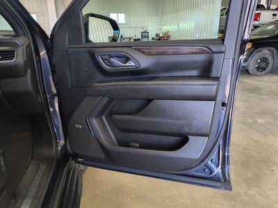 2022 Chevrolet Suburban 4WD LT