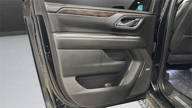 2021 Chevrolet Suburban Base