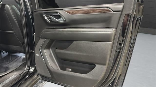 2021 Chevrolet Suburban Base