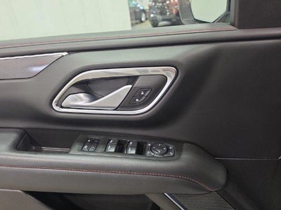 2022 Chevrolet Suburban 4WD RST