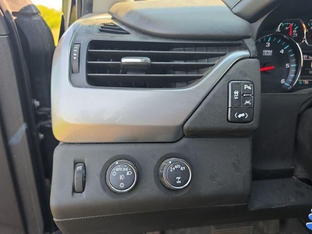 2019 Chevrolet Suburban 4WD 1500 LT