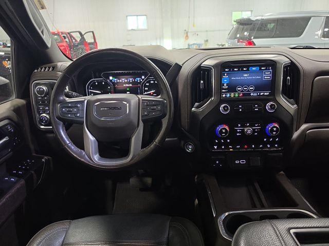 2022 GMC Sierra 3500 HD Crew Cab Standard Box 4-Wheel Drive Denali