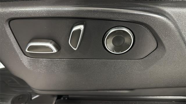 2024 GMC Sierra 3500 HD Crew Cab Standard Box 4-Wheel Drive Denali