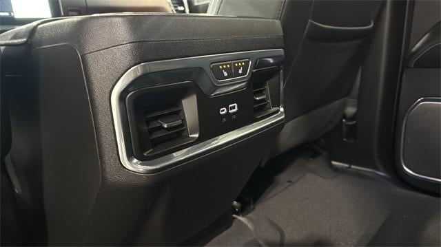 2024 GMC Sierra 3500 HD Crew Cab Standard Box 4-Wheel Drive Denali