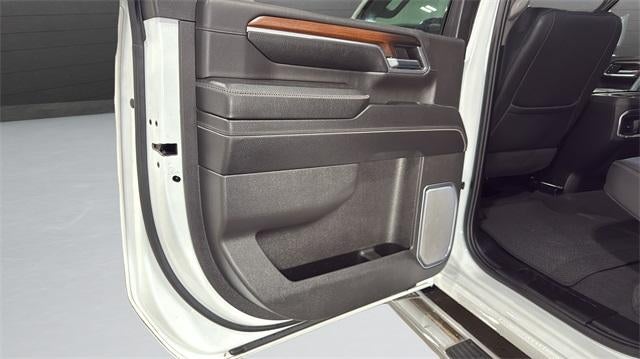 2024 GMC Sierra 3500 HD Crew Cab Standard Box 4-Wheel Drive Denali