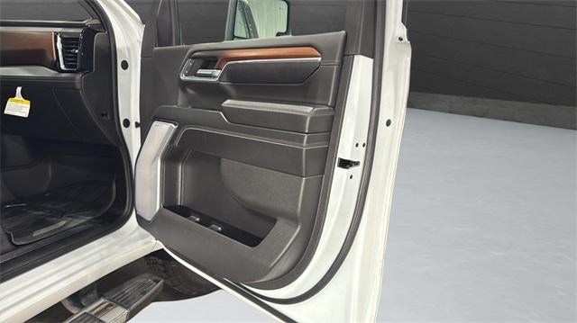 2024 GMC Sierra 3500 HD Crew Cab Standard Box 4-Wheel Drive Denali