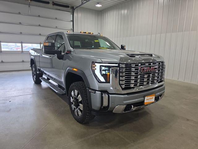 2025 GMC Sierra 3500 HD Crew Cab Standard Box 4-Wheel Drive Denali
