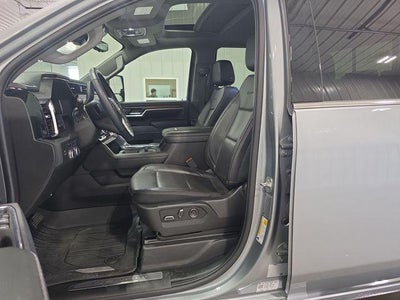 2025 GMC Sierra 3500 HD Crew Cab Standard Box 4-Wheel Drive Denali