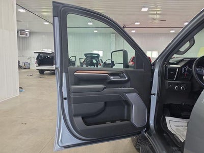 2025 GMC Sierra 3500 HD Crew Cab Standard Box 4-Wheel Drive Denali