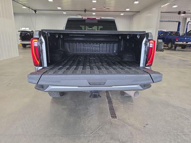 2025 GMC Sierra 3500 HD Crew Cab Standard Box 4-Wheel Drive Denali