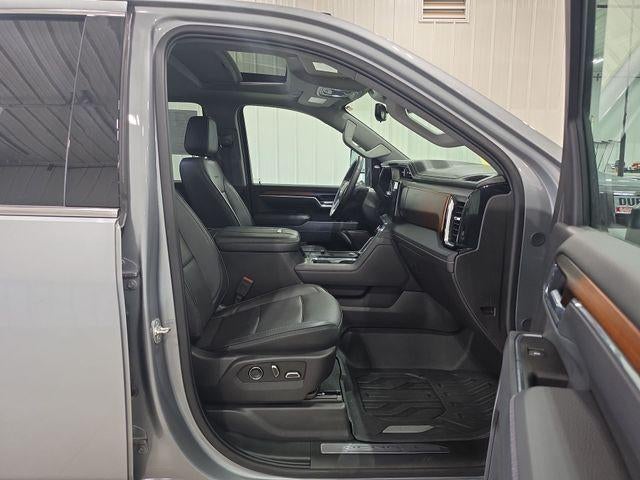 2025 GMC Sierra 3500 HD Crew Cab Standard Box 4-Wheel Drive Denali