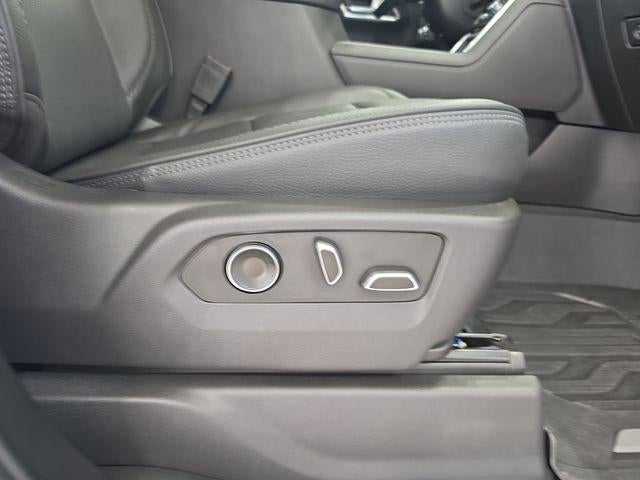 2025 GMC Sierra 3500 HD Crew Cab Standard Box 4-Wheel Drive Denali