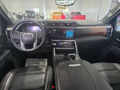 2025 GMC Sierra 3500 HD Crew Cab Standard Box 4-Wheel Drive Denali