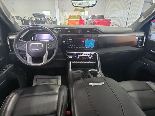 2025 GMC Sierra 3500 HD Crew Cab Standard Box 4-Wheel Drive Denali
