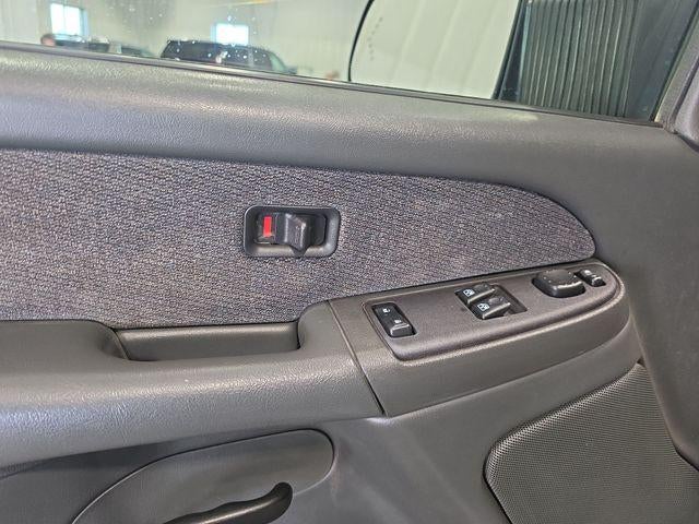 2003 GMC Sierra 2500 HD Base