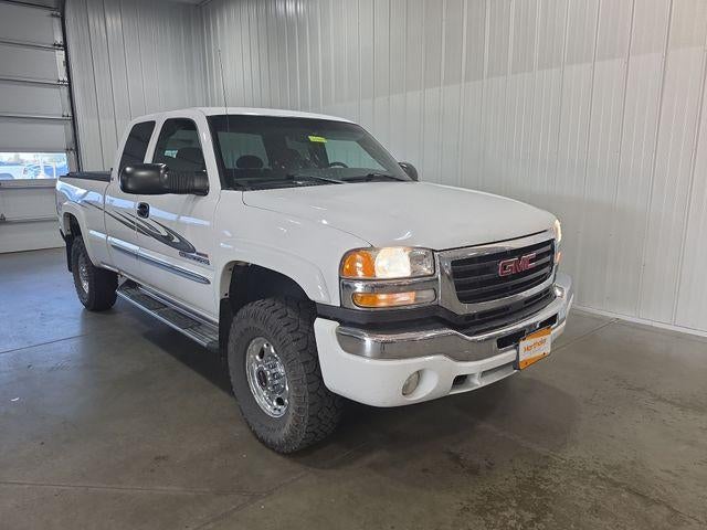 Used 2003 GMC Sierra 2500HD SLE with VIN 1GTHK29153E224795 for sale in Glenwood, Minnesota