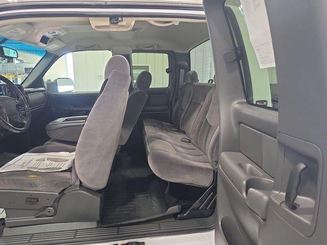 2003 GMC Sierra 2500 HD Base