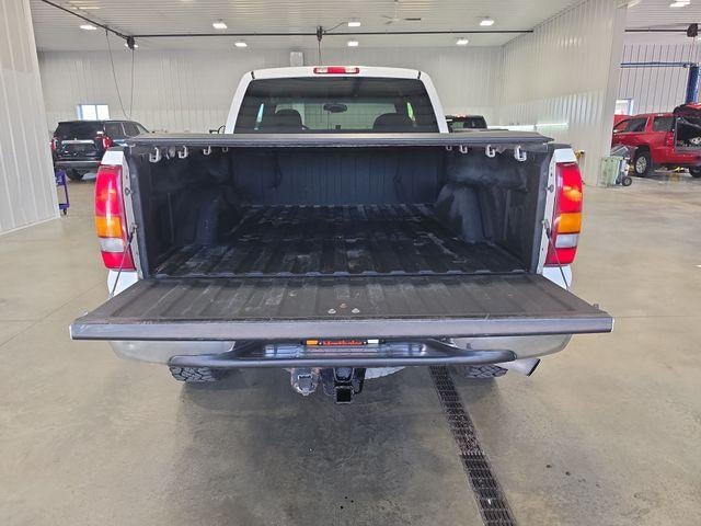 2003 GMC Sierra 2500 HD Base