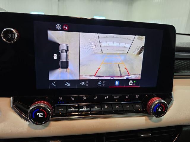 2025 GMC Canyon Crew Cab Short Box 4-Wheel Drive AT4