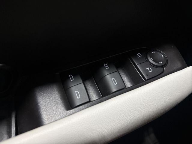 2025 GMC Canyon Crew Cab Short Box 4-Wheel Drive AT4