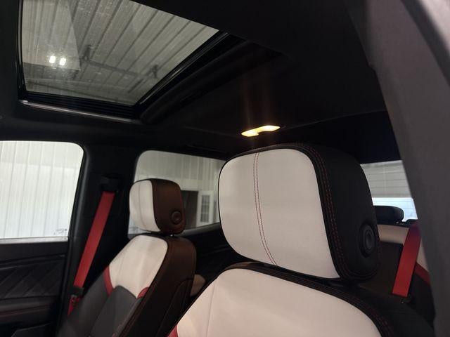 2025 GMC Canyon Crew Cab Short Box 4-Wheel Drive AT4