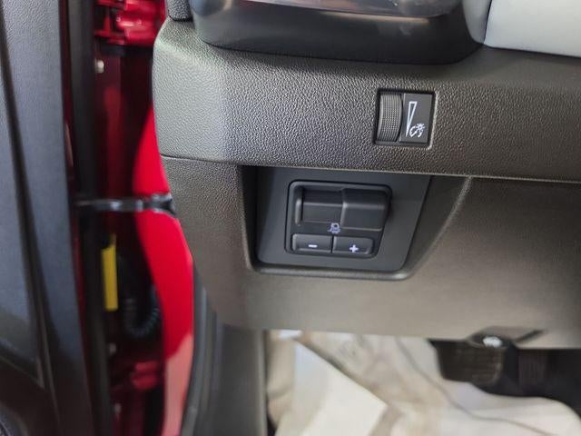 2025 GMC Canyon Crew Cab Short Box 4-Wheel Drive AT4