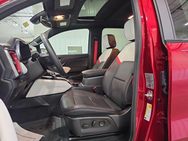 2025 GMC Canyon Crew Cab Short Box 4-Wheel Drive AT4