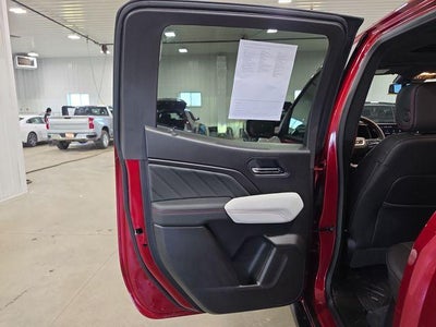2025 GMC Canyon Crew Cab Short Box 4-Wheel Drive AT4