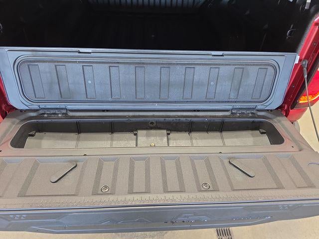 2025 GMC Canyon Crew Cab Short Box 4-Wheel Drive AT4