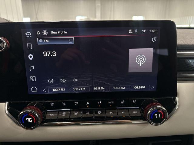 2025 GMC Canyon Crew Cab Short Box 4-Wheel Drive AT4