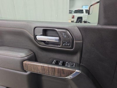 2021 GMC Sierra 1500 Crew Cab Short Box 4-Wheel Drive AT4