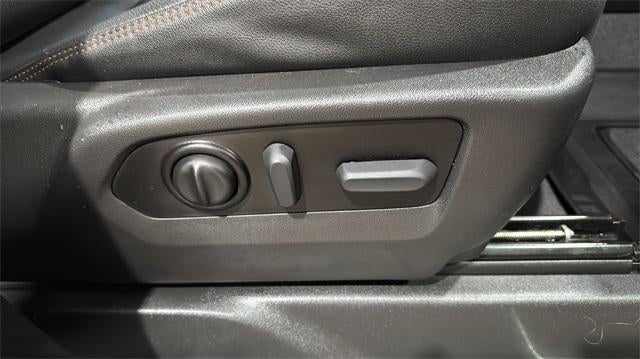 2021 GMC Sierra 1500 Crew Cab Short Box 4-Wheel Drive AT4