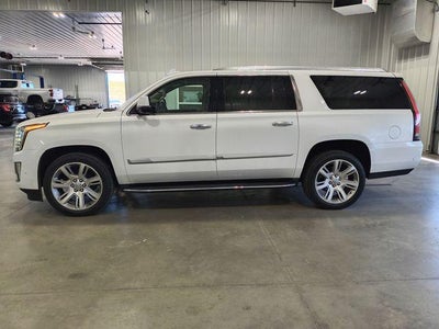 2019 Cadillac Escalade ESV 4WD Luxury