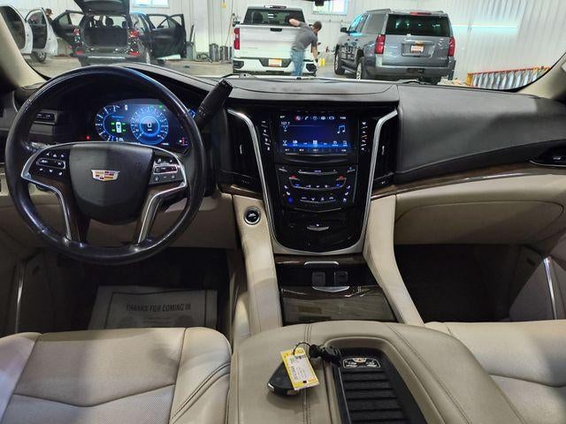 2019 Cadillac Escalade ESV 4WD Luxury