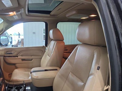 2011 Cadillac Escalade ESV AWD Premium