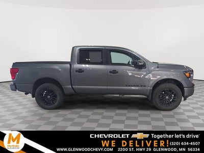 2019 Nissan Titan 4x4 Crew Cab SL