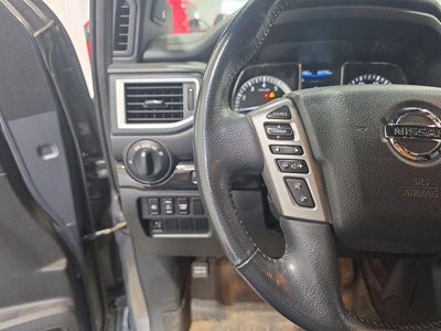 2019 Nissan Titan 4x4 Crew Cab SL