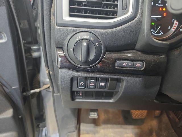 2019 Nissan Titan 4x4 Crew Cab SL