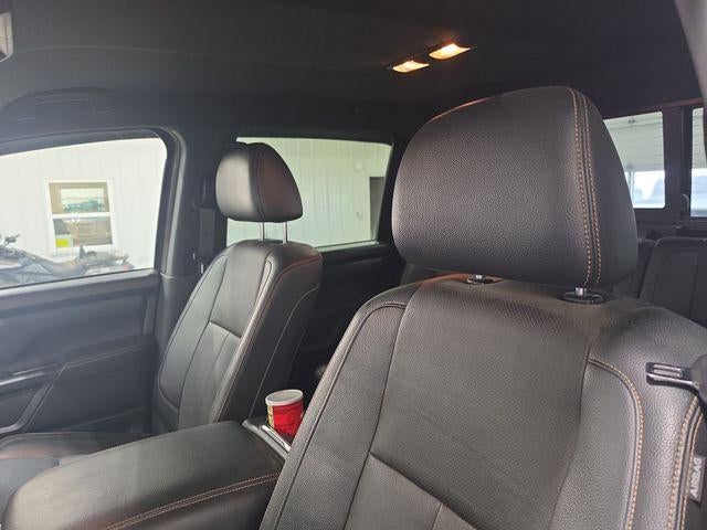 2019 Nissan Titan 4x4 Crew Cab SL