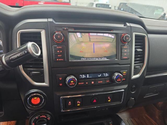 2019 Nissan Titan 4x4 Crew Cab SL