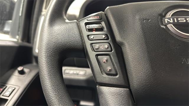 2022 Nissan Frontier Crew Cab 4x4 SV Auto