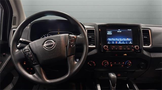 2022 Nissan Frontier Crew Cab 4x4 SV Auto
