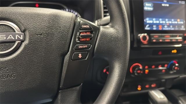 2022 Nissan Frontier Crew Cab 4x4 SV Auto