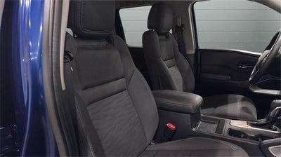 2022 Nissan Frontier Crew Cab 4x4 SV Auto