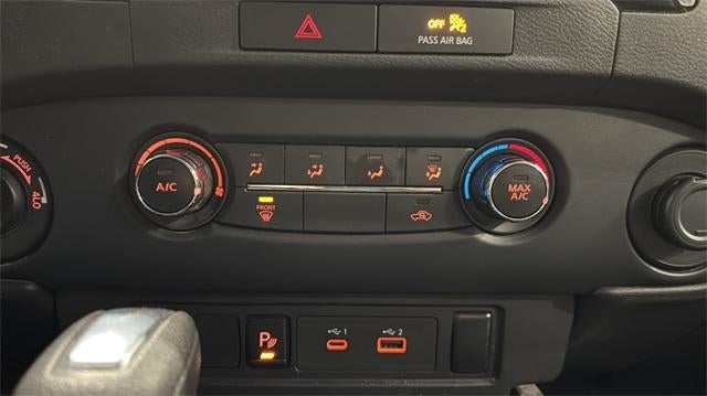 2022 Nissan Frontier Crew Cab 4x4 SV Auto