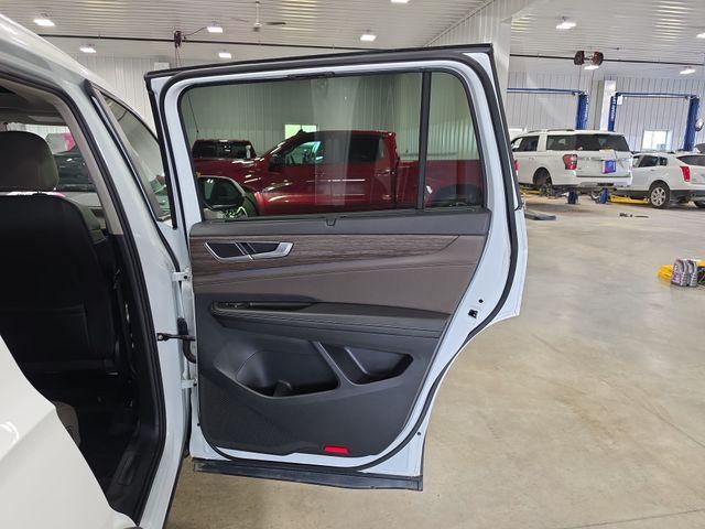 2024 Volkswagen Atlas 2.0T SEL 4MOTION