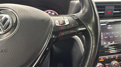 2020 Volkswagen Passat 2.0T R-Line Auto