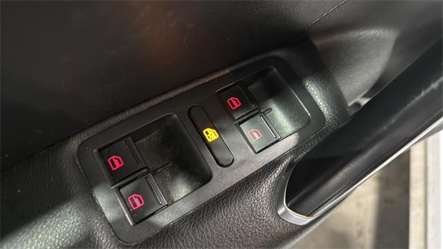 2020 Volkswagen Passat 2.0T R-Line Auto