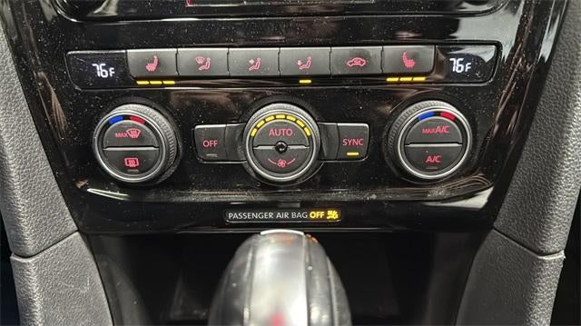 2020 Volkswagen Passat 2.0T R-Line Auto